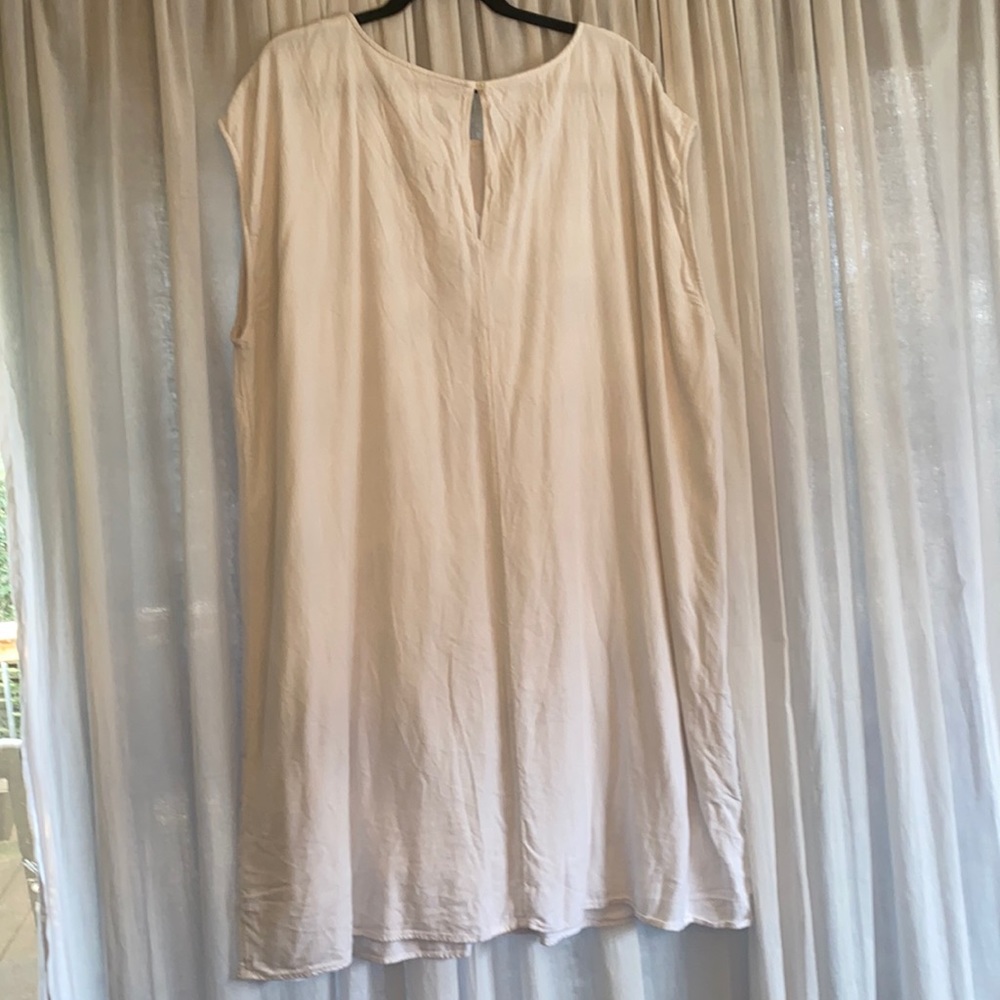 Old Navy White Dress Size 28-30 Plus